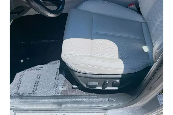 $24388 : Genesis G70 2025 AWD 2.5T Sp image 5