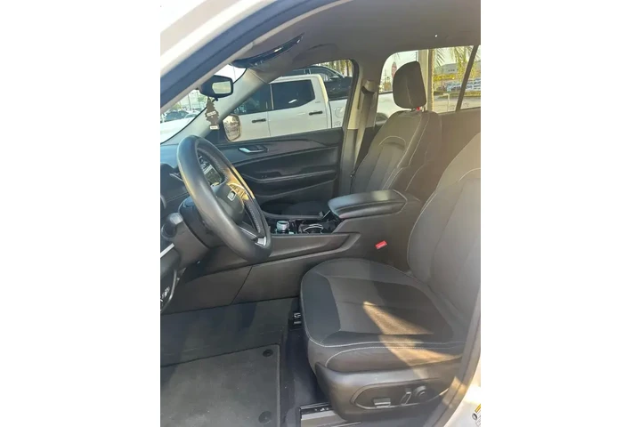 $26990 : Jeep Grand Cherokee 2023 4x2 image 9