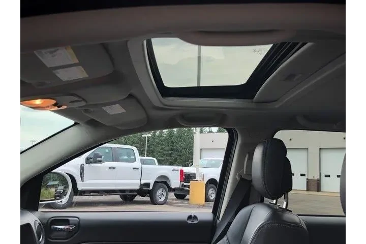 $15000 : Jeep Compass 2017 4x4 Latitu image 2