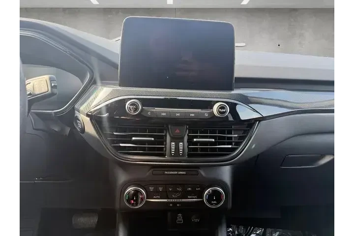 $21541 : Ford Escape 2025 ST-Line 4dr image 3