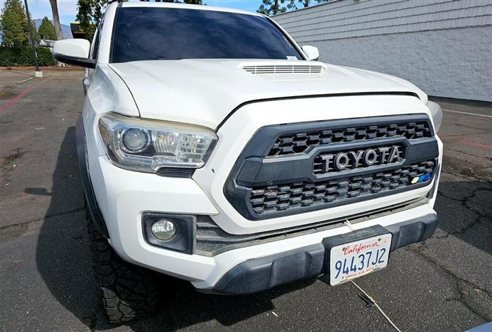 $37995 : 2017 Tacoma image 2