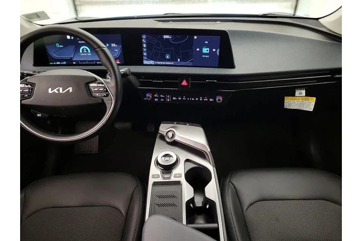 $25998 : Kia EV6 2023 Light 4dr Cross image 9