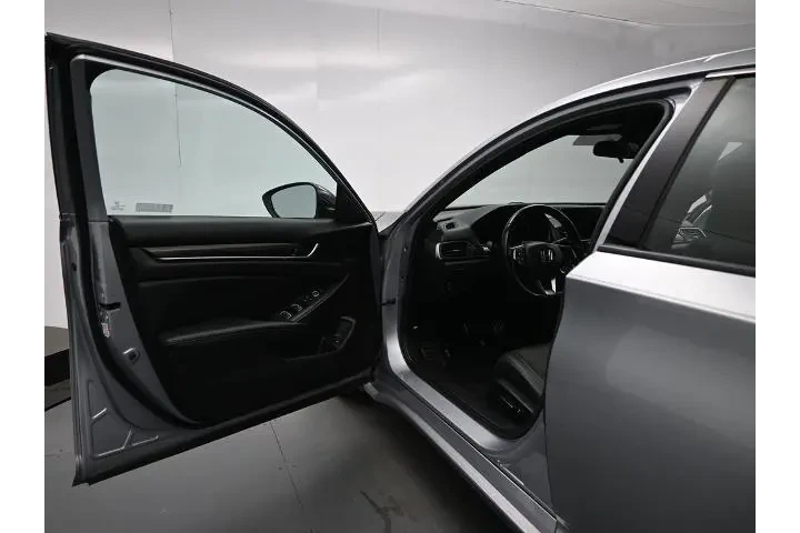 $19369 : Honda Accord 2021 Sport 4dr image 8