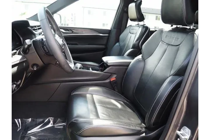 $35885 : Jeep Grand Cherokee L 2023 4 image 6