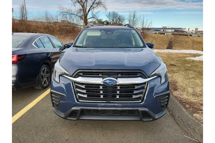$24853 : Subaru Ascent 2023 AWD Premi image 2