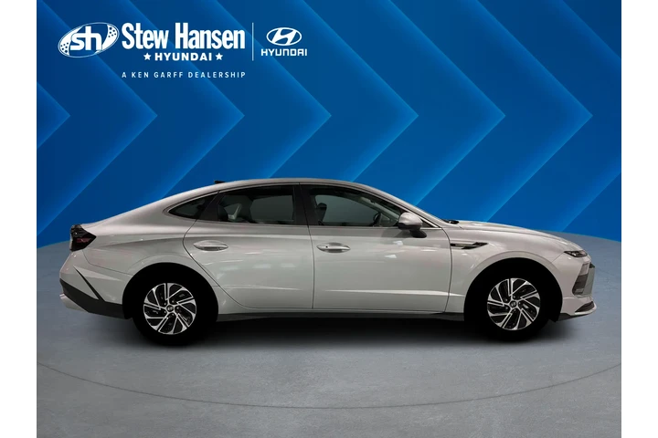$28047 : Hyundai SONATA Hybrid 2026 B image 9