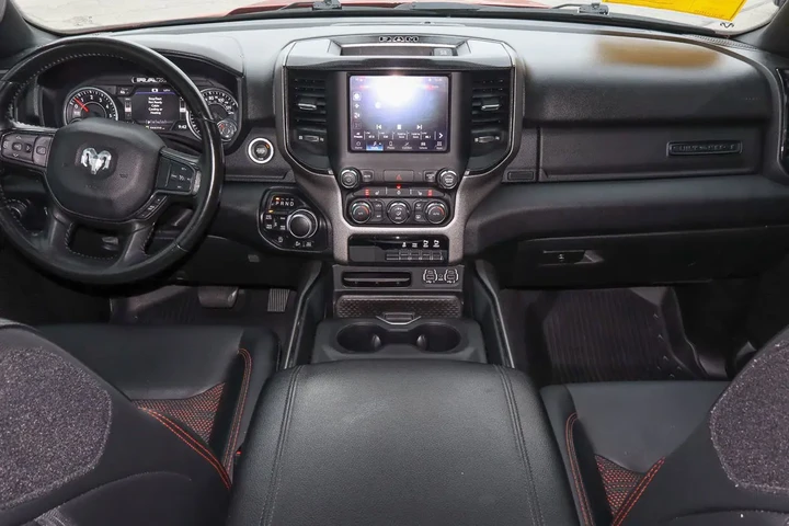 $37988 : 2022 1500 Big Horn 4x4 Crew C image 10