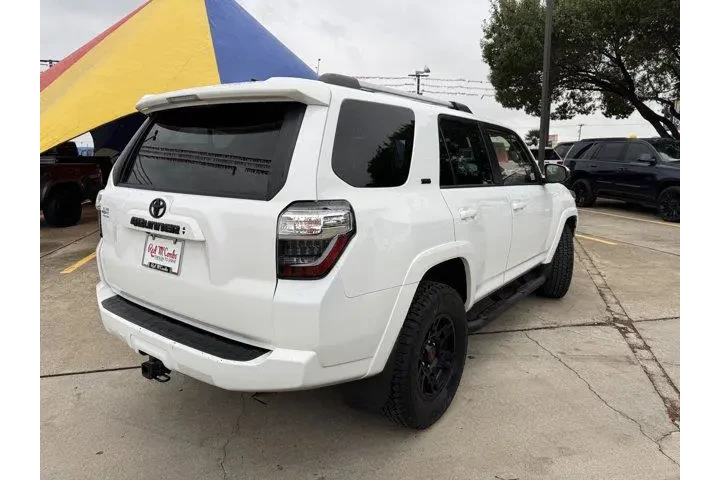 $33661 : Toyota 4Runner 2023 4x2 SR5 image 7