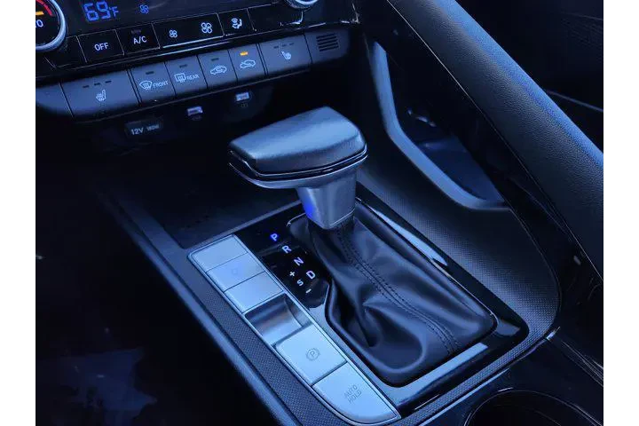 $16546 : Hyundai ELANTRA 2022 SEL 4dr image 9