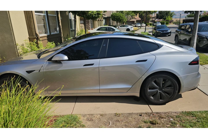 PRO MOBILE WINDOW TINTING image 3