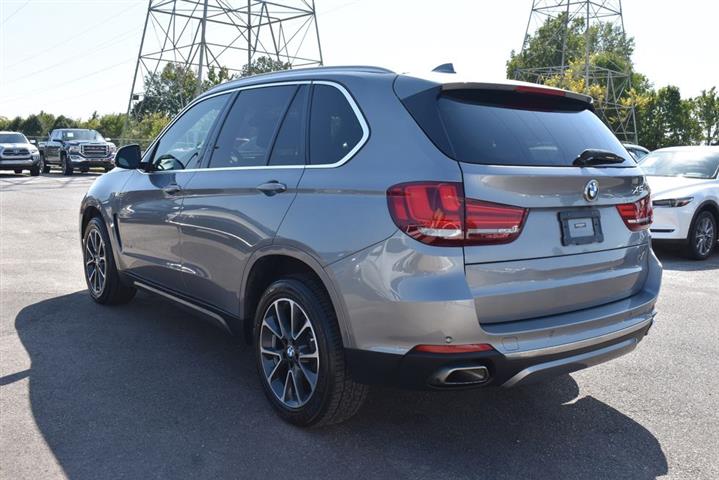 2018 BMW X5 sDrive35i image 10