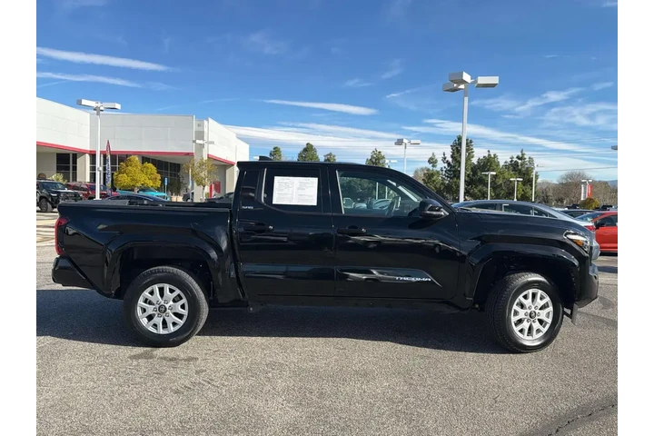 $37540 : Toyota Tacoma 2025 4x4 SR5 4 image 3