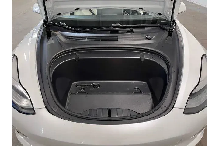 $19940 : Tesla Model 3 2020 AWD Long image 9