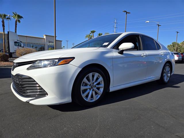 $16691 : Pre-Owned 2018 Camry LE image 2