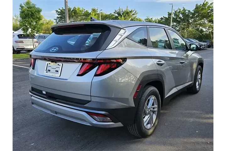 $21523 : Hyundai TUCSON 2025 SE 4dr S image 9