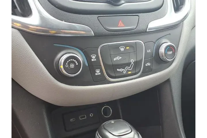 $14987 : Chevrolet Equinox 2020 LS 4d image 7