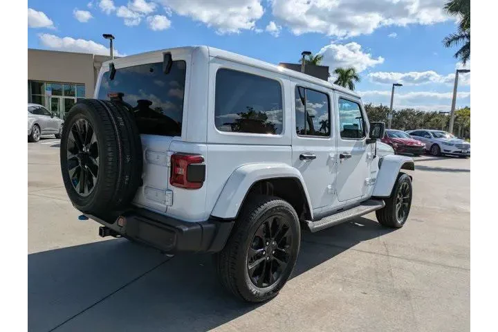 $34396 : Jeep Wrangler Unlimited 2022 image 2