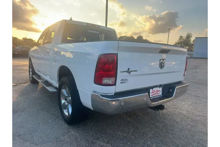 $15790 : Ram 1500 2017 4x2 SLT 4dr Cr image 7