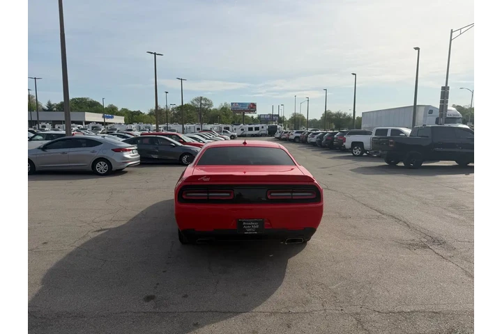 $18980 : 2015 Challenger 2dr Cpe R/T P image 3