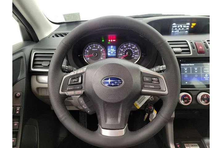 $15998 : Subaru Forester 2016 AWD 2.5 image 10