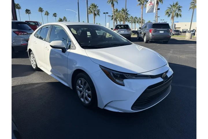 $20994 : Toyota Corolla 2024 LE 4dr S image 3