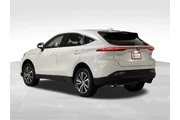 $28988 : Gold Certified2021 Venza LE thumbnail