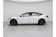$27998 : Tesla Model 3 2022 AWD Long thumbnail