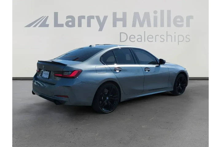 $29995 : BMW 3 Series 2023 330i 4dr S image 5