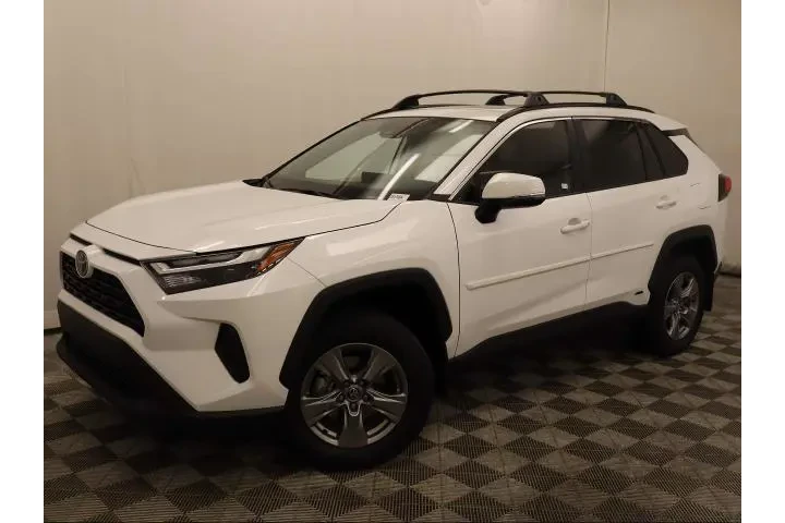$35995 : Toyota RAV4 Hybrid 2025 AWD image 4