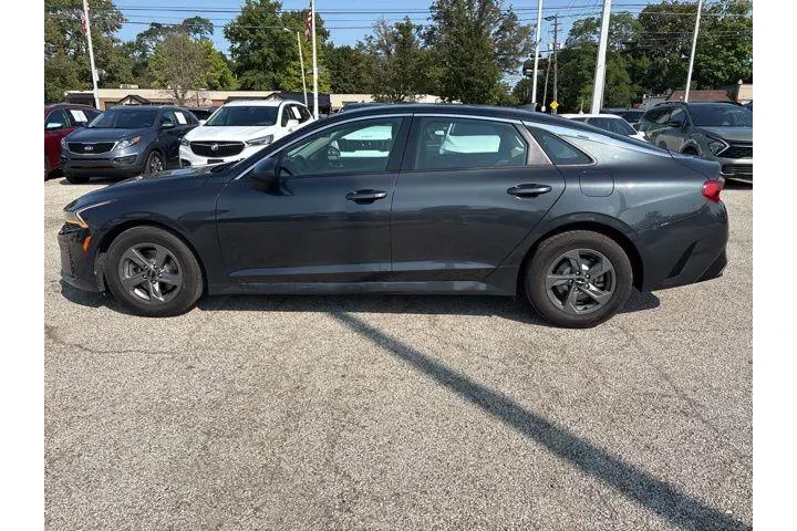 $18978 : Kia K5 2023 LXS 4dr Sedan image 8