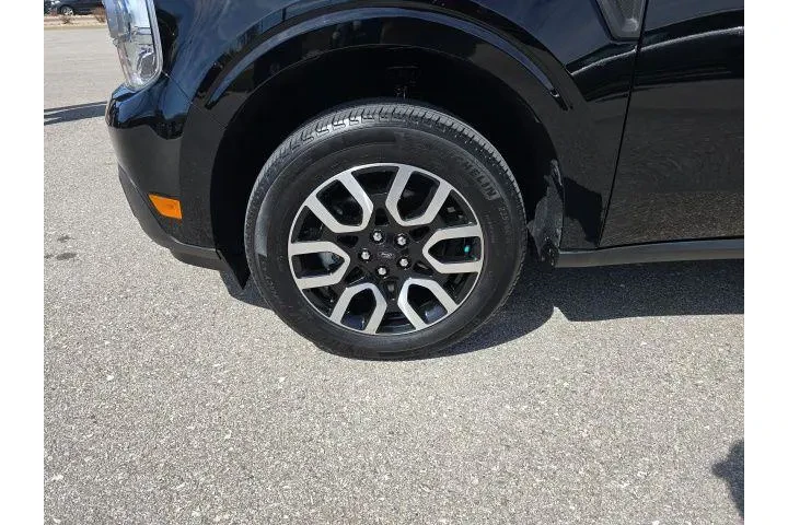 $33000 : Ford Maverick 2023 AWD XL 4d image 9