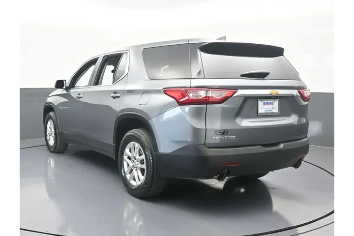 $16499 : Chevrolet Traverse 2021 LS 4 image 4