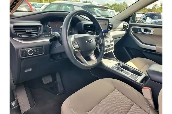 $26990 : Ford Explorer 2023 XLT 4dr S image 10