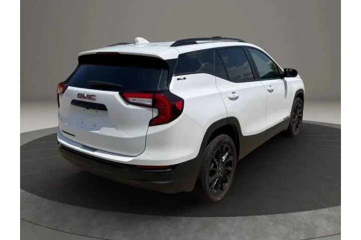 $25500 : 2024 GMC Terrain SLE image 8