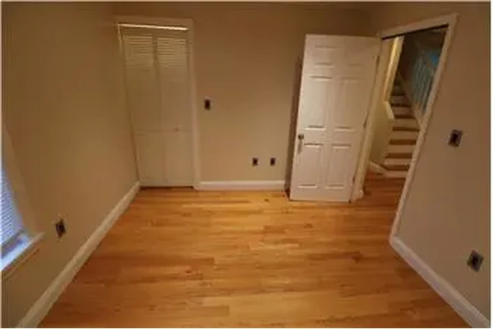 $3500 : Rental property with 3 bedro image 8