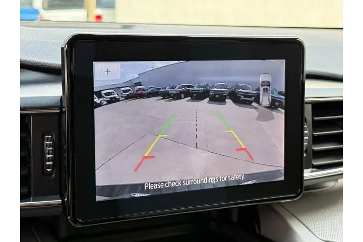 $26299 : Ford Explorer 2022 AWD XLT 4 image 9