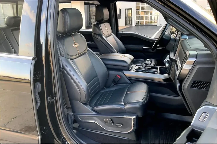 $38988 : Ford F-150 2023 4x4 Platinum image 9