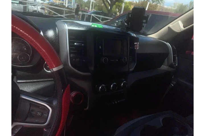 $18881 : Ram 1500 2019 4x2 Big Horn 4 image 9