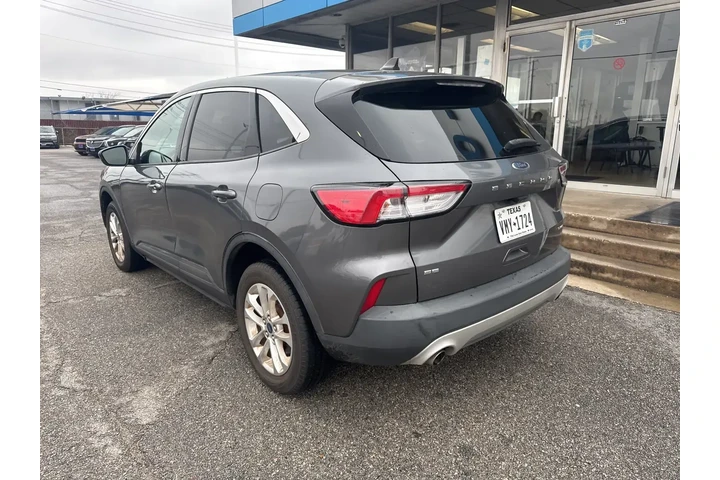 $15739 : Ford Escape 2021 AWD SE 4dr image 7