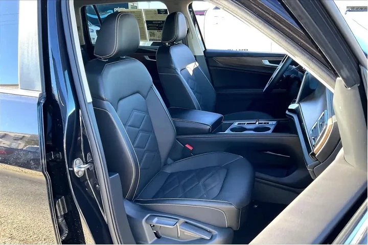 $27987 : Volkswagen Atlas 2025 SE 4dr image 7