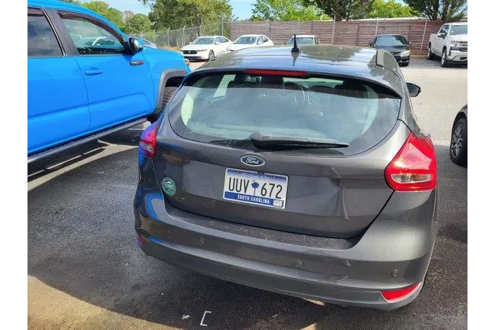 $7713 : Ford Focus 2016 SE 4dr Hatch image 5