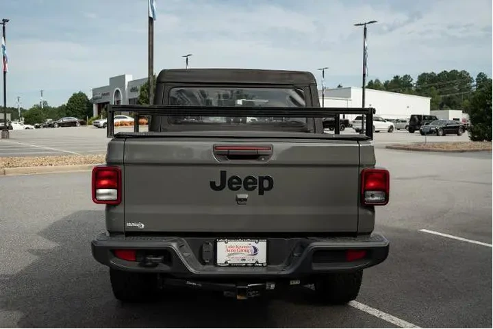 $27500 : Jeep Gladiator 2023 4x4 Spor image 8