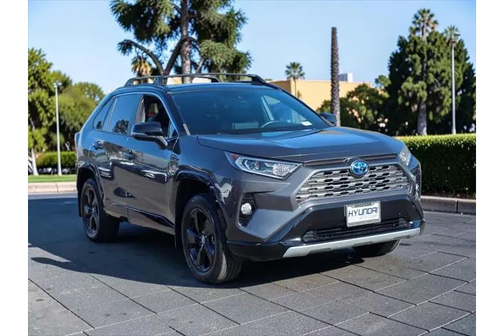 $35995 : Toyota RAV4 Hybrid 2021 AWD image 3