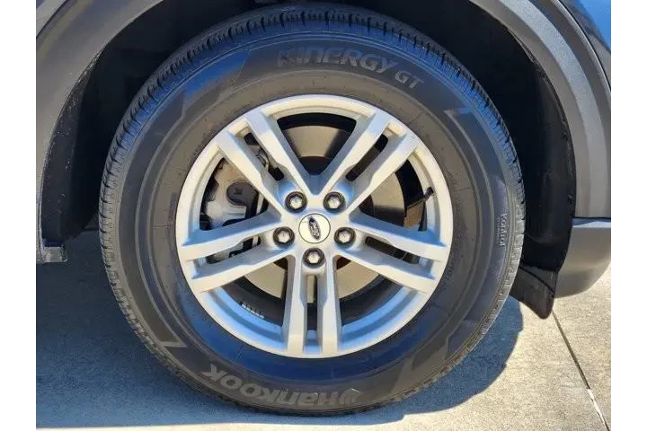 $29999 : Ford Explorer 2023 XLT 4dr S image 10