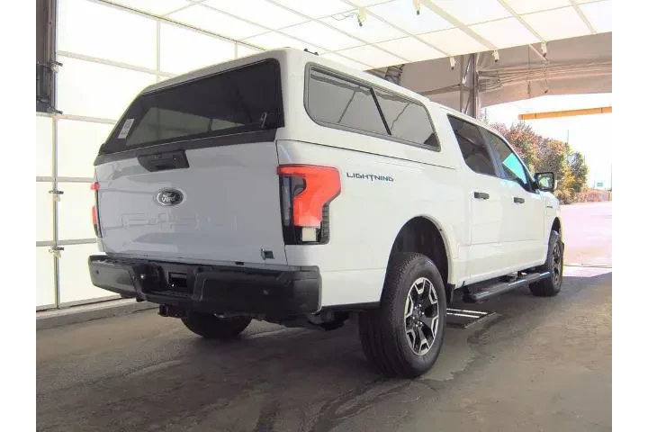 $32999 : Ford F-150 Lightning 2023 AW image 5
