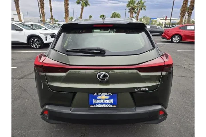 $23991 : Lexus UX 200 2019 4dr Crosso image 5