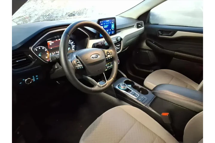 $24930 : Ford Escape 2022 SE 4dr SUV image 9