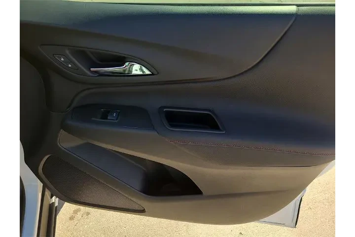 $22143 : Chevrolet Equinox 2023 RS 4d image 8