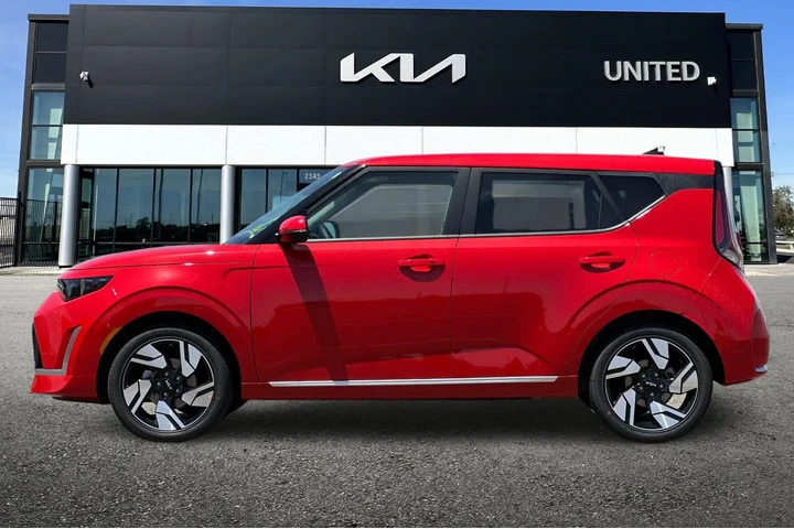 $25735 : New 2025 Soul GT-Line image 6