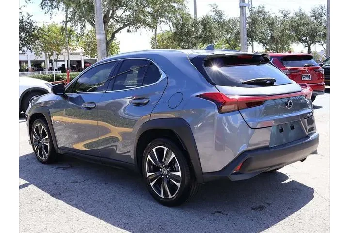 $22290 : Lexus UX 200 2019 4dr Crosso image 8